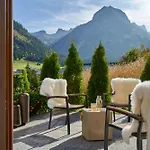 Alpha Luxury Villa *